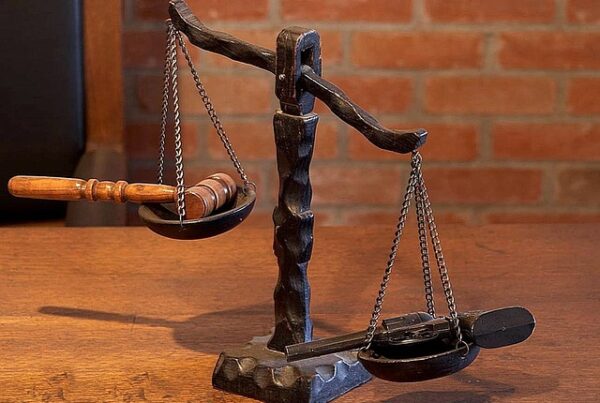 Legal scales symbolizing justice and fairness, used in the legal process including wrongful death lawsuits